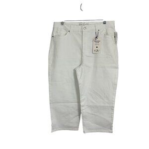 Gloria Vanderbilt Womens Amanda Capri Pants White Size 14 NWT Beachy Summer